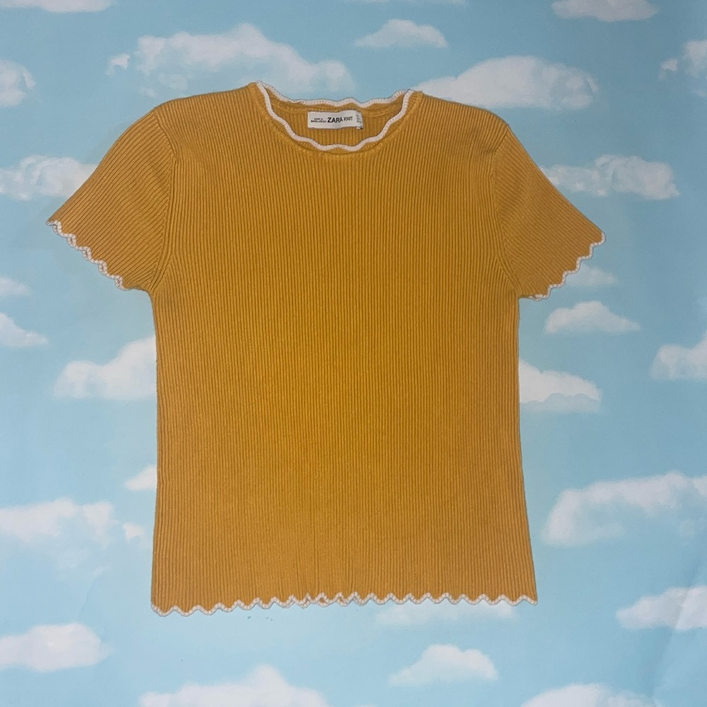 Zara Knit Top / Mustard Yellow with White Scalloped Edge